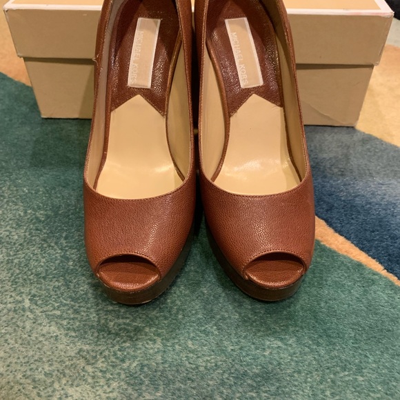 NEW Michael Kors open toe pump high heel platform shoes brown size 35 - Picture 4 of 5